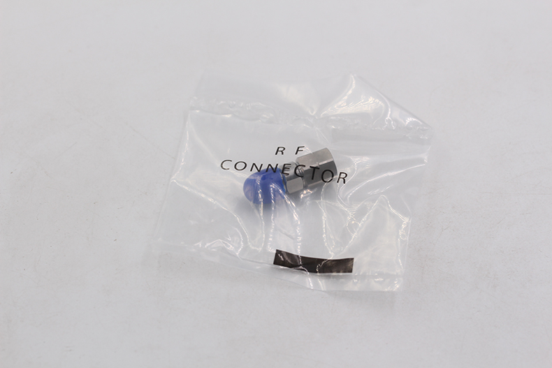 毫米波转接器 1.85/2.4-JKG低驻波接头1.85MM公转2.4MM母 DC-50G